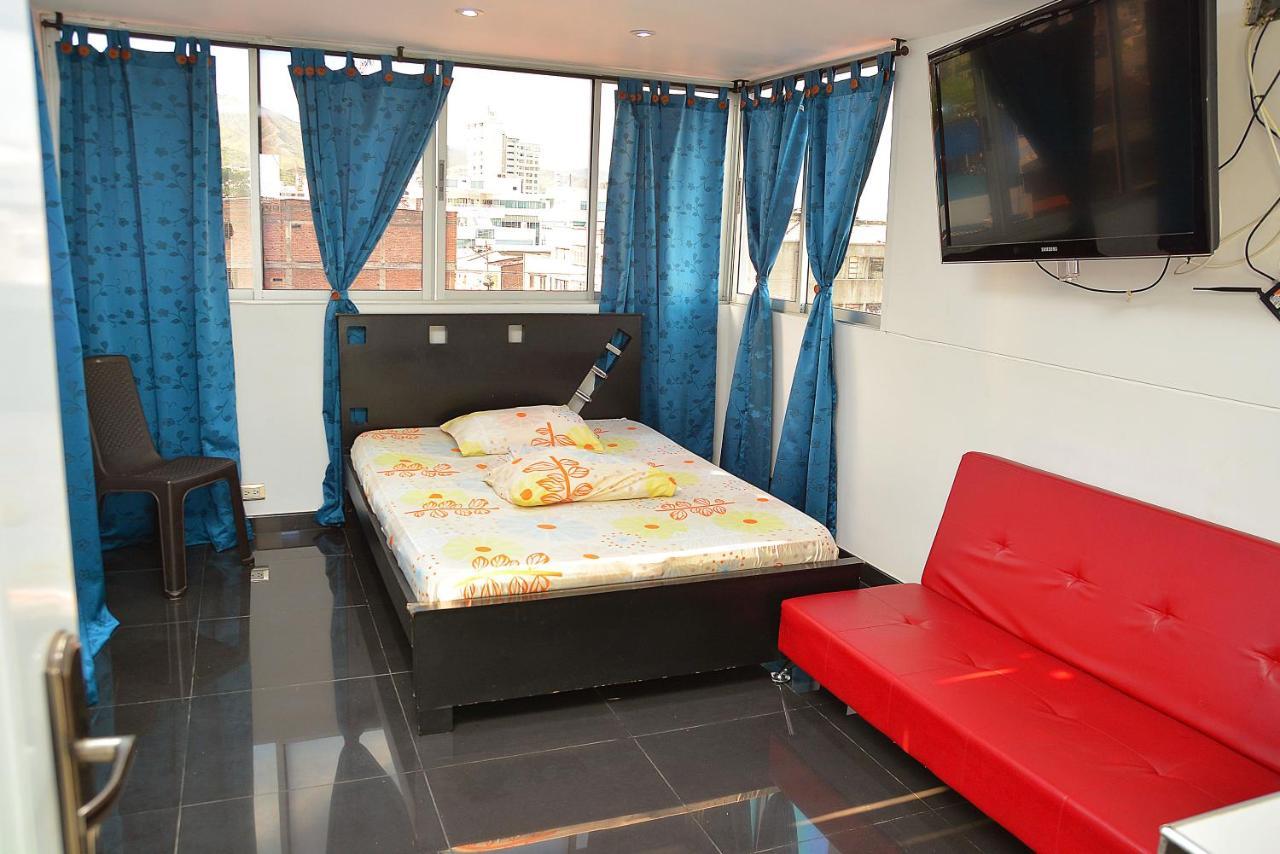 קאלי Apartahotel Juane'S מראה חיצוני תמונה